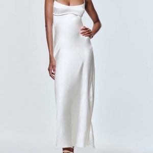 CUTOUT BACK WHITE ZARA DRESS SIZE M